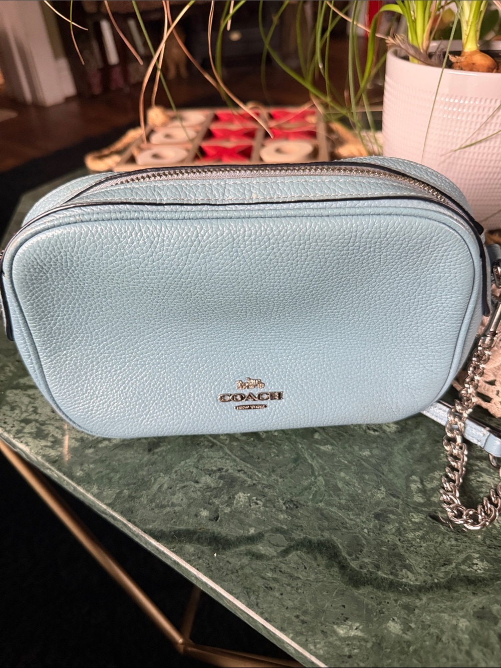 BLUE AND SILVER PEBBLED LEATHER COACH ISLA CHAIN CROSSBODY-F25922